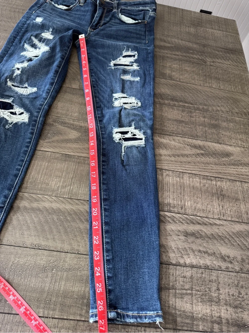 American Eagle Outfitters Distressed Dark Blue Skinny Jeans
